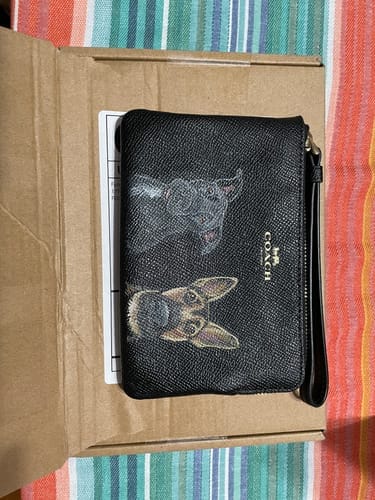 Customer photo review of Coach Wristlet with Custom Pet Portrait