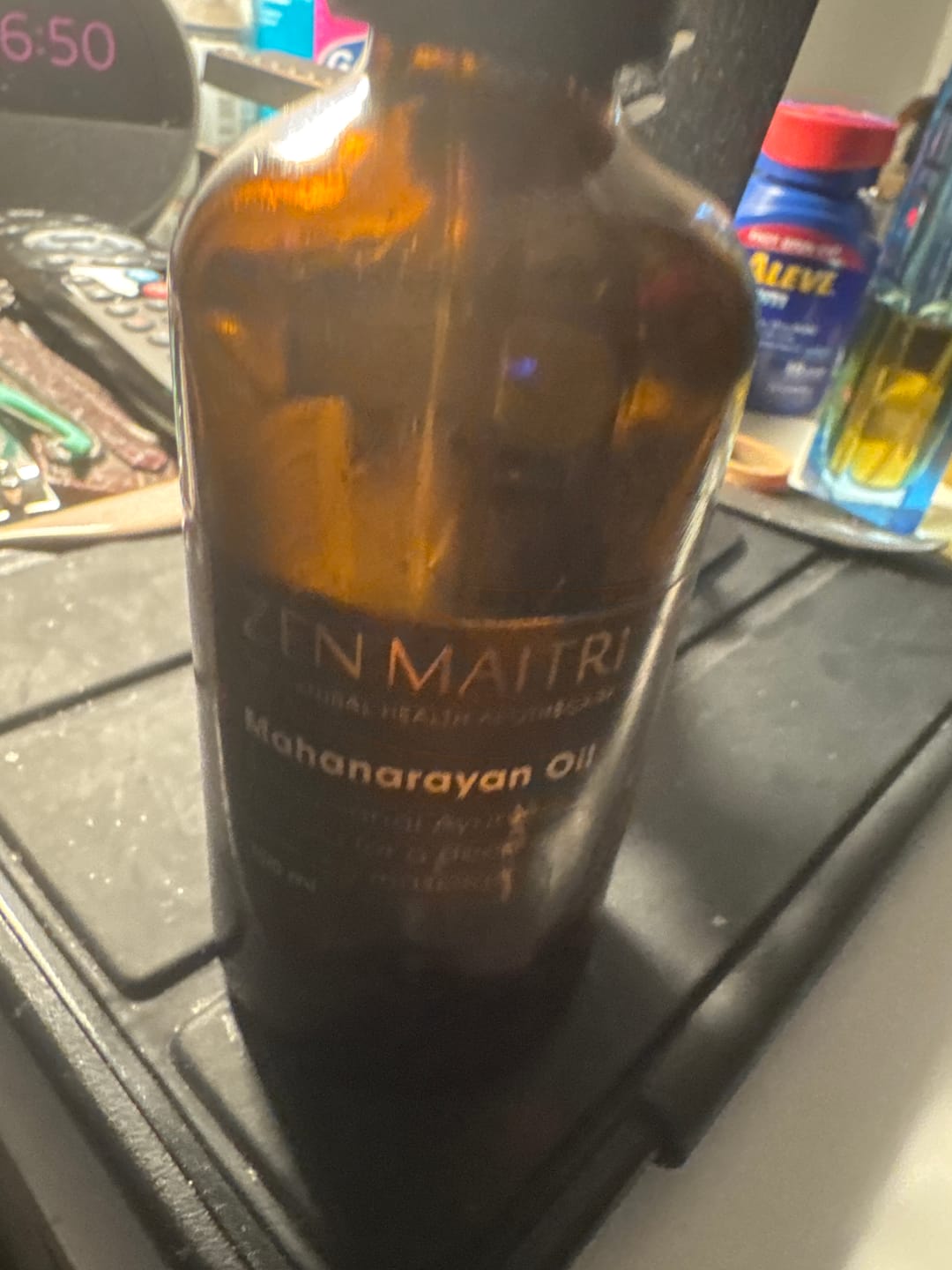 Customer photo review of Mahanarayan Oil | Joint & Muscle Massage Oil | For Back & Knee Support | All-Natural Ingredients | 100ml