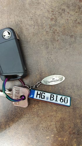 Customer photo review of Kennzeichen Schlüsselanhänger Mini Nummernschild Metall