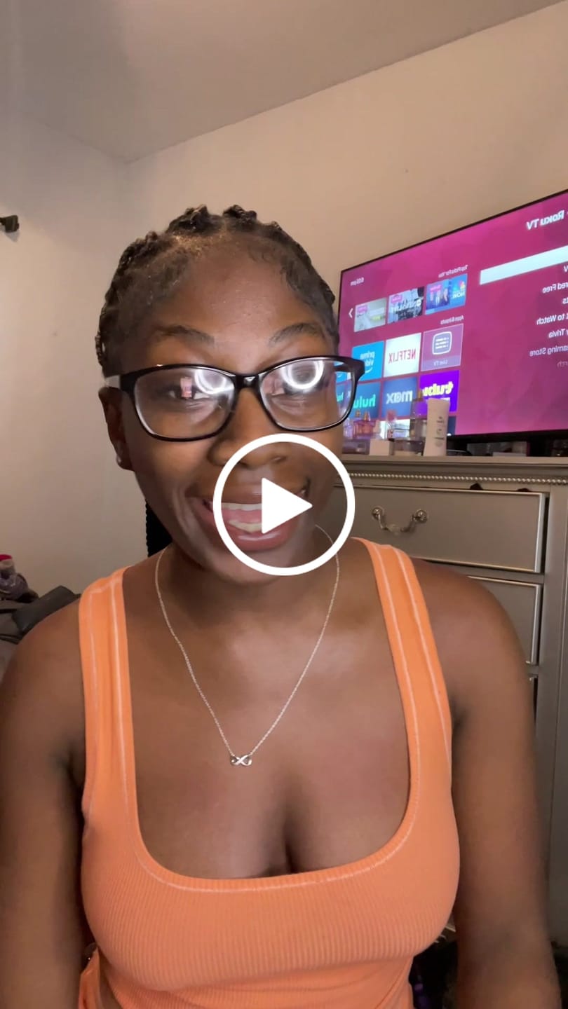 Customer video review of Cool + Glow Facial Towelettes