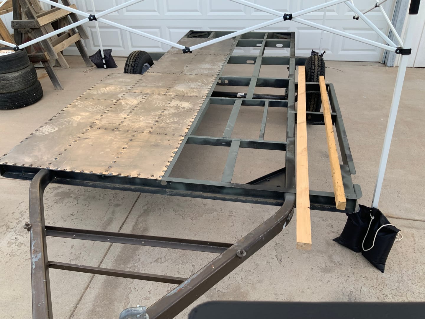 Customer photo review of 3500 lb Trailer Axle With Idler Hubs | Round Drop