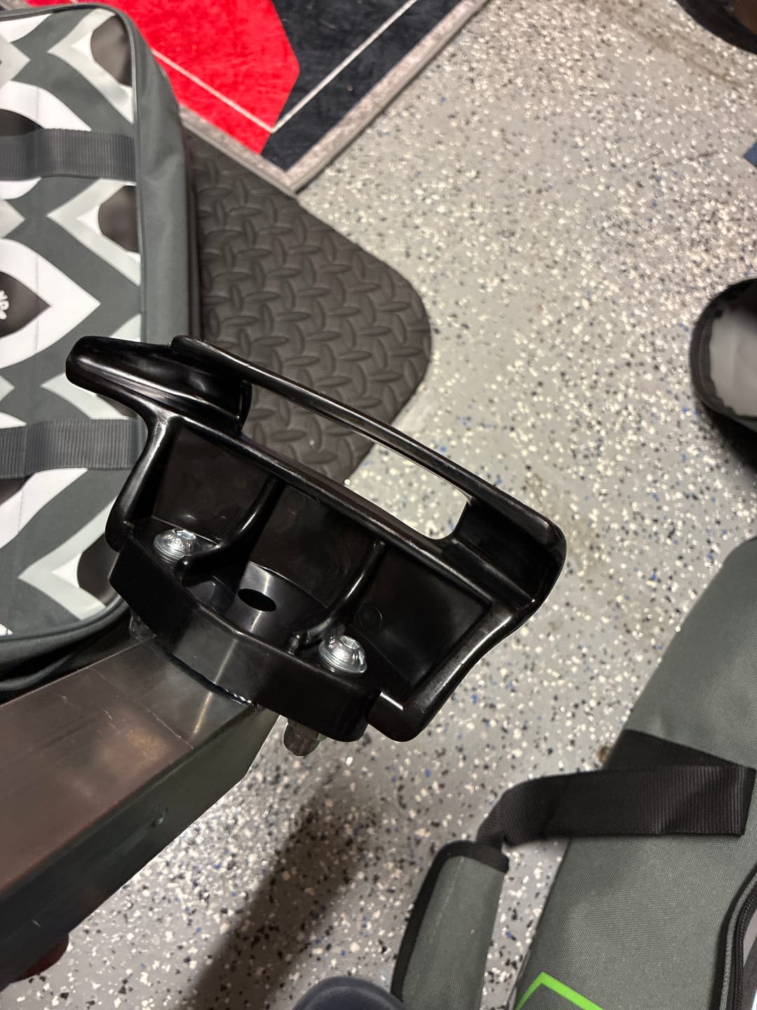 Customer photo review of Replacement Duck Head for Cross-Spoked Wheels for Rabaconda Street
