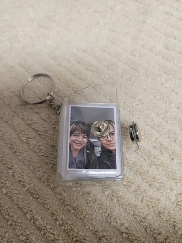 Customer photo review of MiniscrapBook® Mini Album Keychain