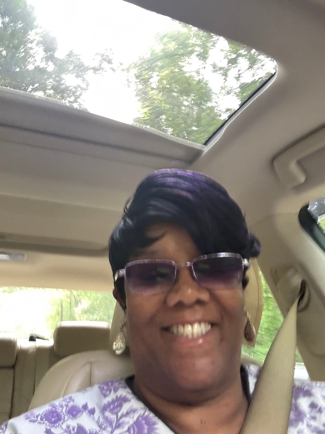 Customer photo review of Its a Wig Full Wig - TIMO