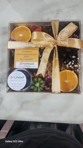 Customer photo review of PADU Little Luxe Fruit Platter (Available in Klang Valley & Penang)
