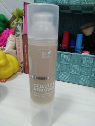 Customer photo review of Cellulite Remover