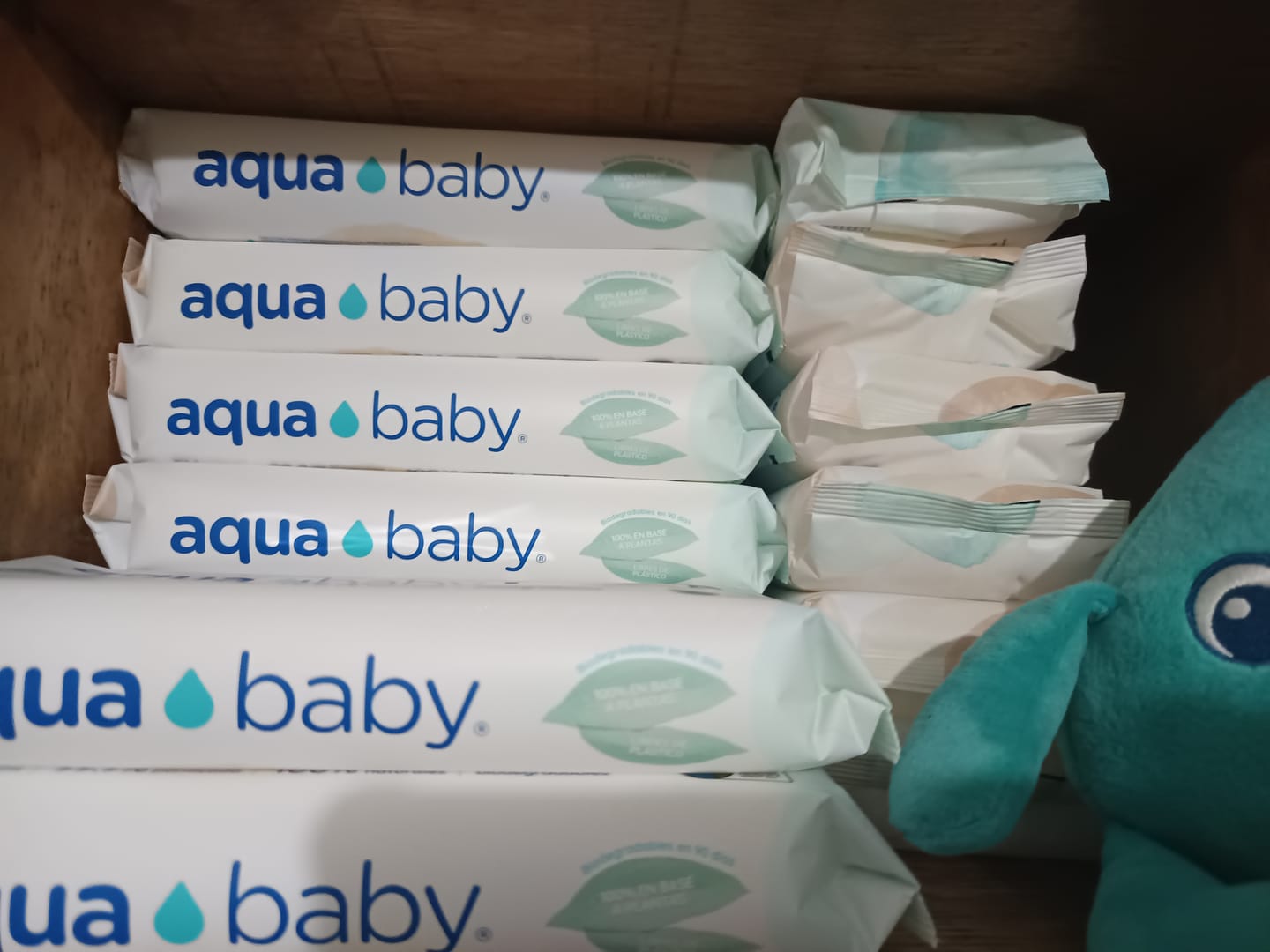 Customer photo review of Aqua Baby Biodegradables 24 Bolsas de 60 Toallitas Húmedas