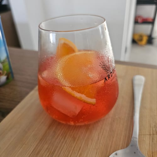 Customer photo review of Kapriol Gin Blood Orange & Peach
