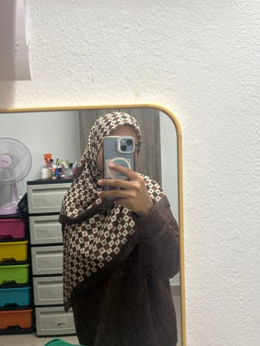 Customer photo review of Monogram Square (Tiramisu)