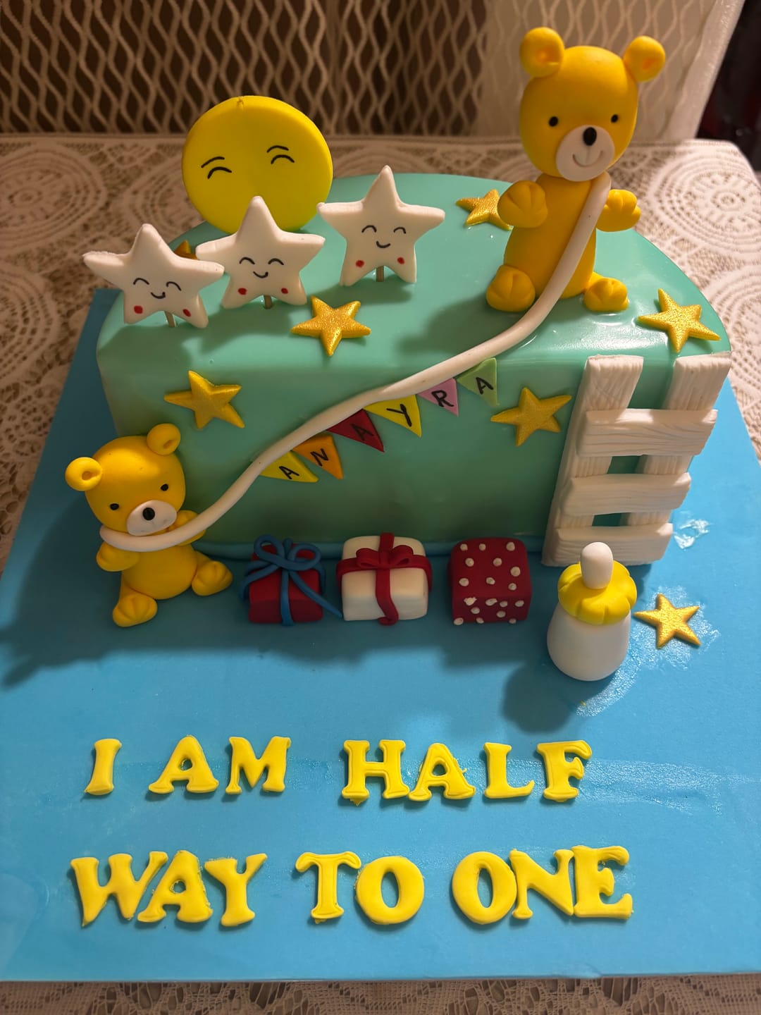 Customer photo review of Teddy 6 Months Cake
