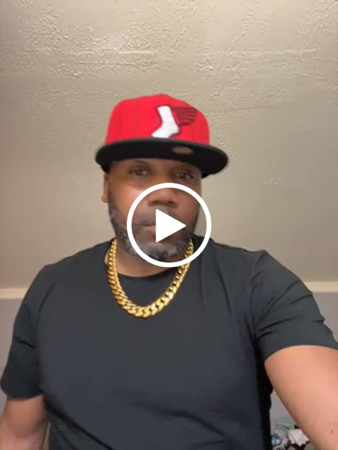 Customer video review of 6-18mm Miami Cuban Necklace