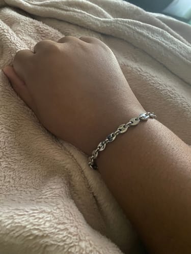 Customer photo review of Puffy Coffee Bean Chain Anklet
