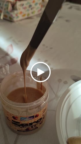 Customer video review of Crema proteica gusto nocciola bianca