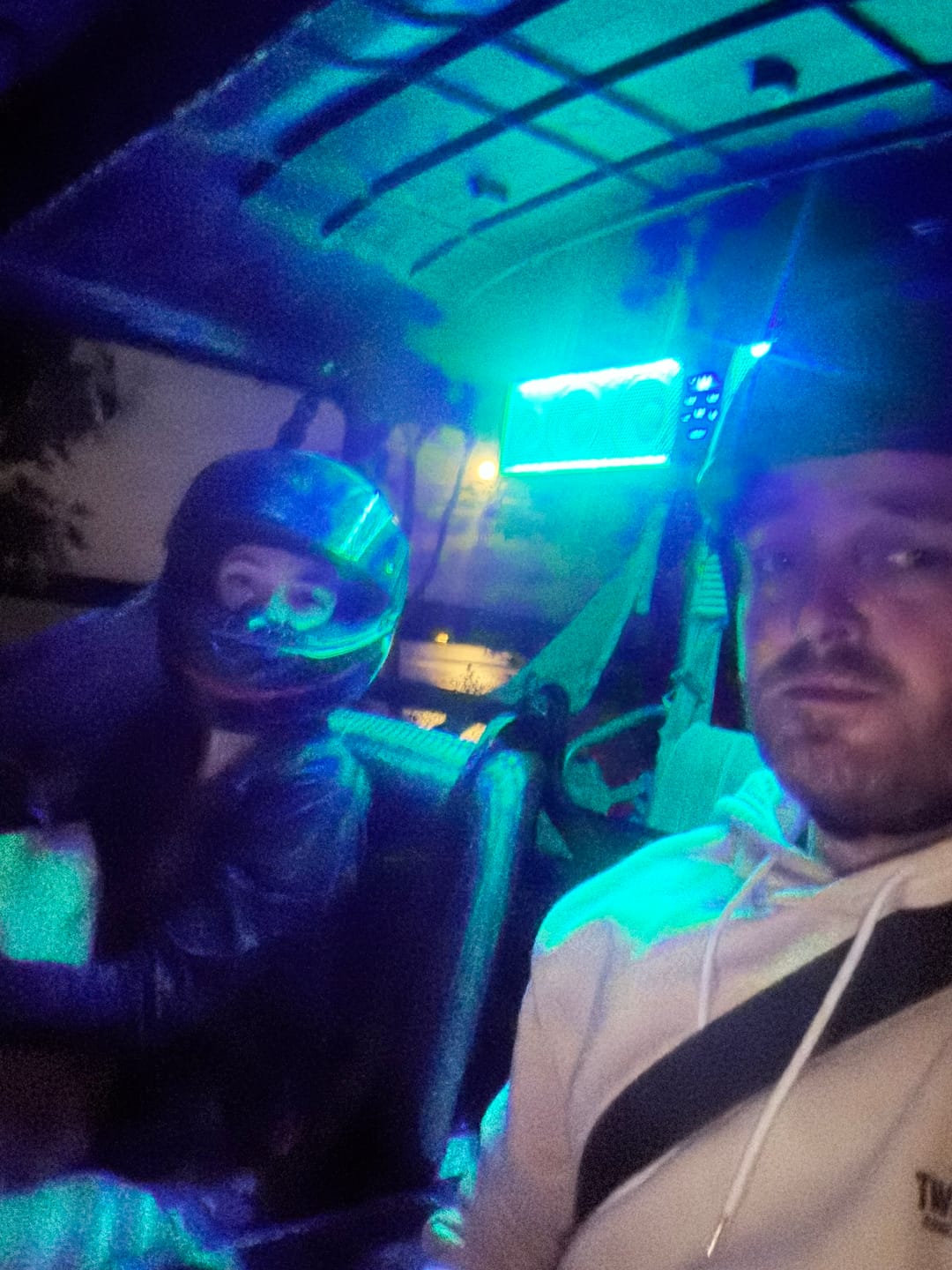 Customer photo review of UTV Sound Bar RGB 26'' Bluetooth Multicolor Lights 500W Amplifier 1.75''-2'' Roll Bar