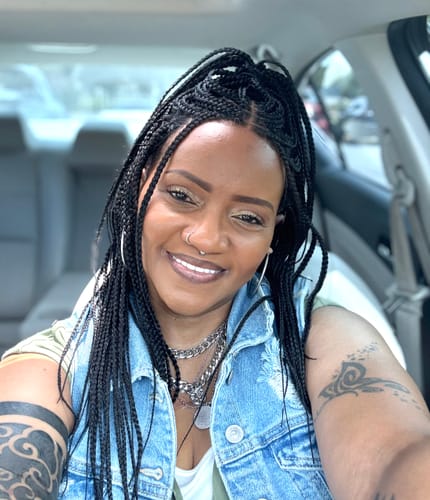 Customer photo review of HD Full Lace Knotless Box Braided Wig