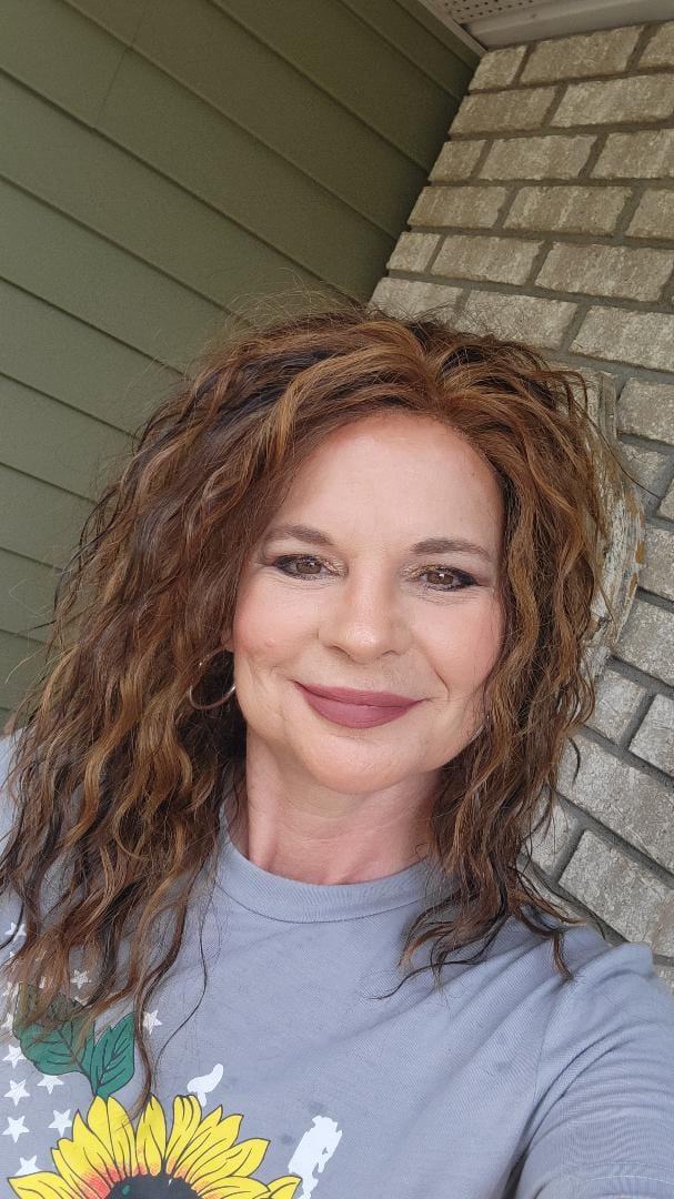 Customer photo review of Vivica A Fox Deep Lace Front Wig - ORLANDO-V
