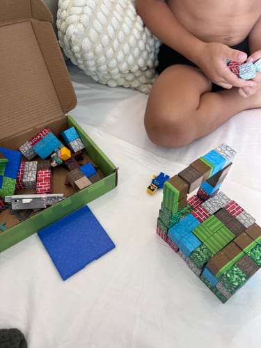 Customer photo review of דמות מיינקראפט מיניאטורית – להרפתקה מלאה בדמיון!