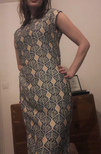 Customer photo review of Muli Ke 牡蛎壳 Oyster Shell Republic of China Art Deco Tencel Linen Cap Sleeve Qipao