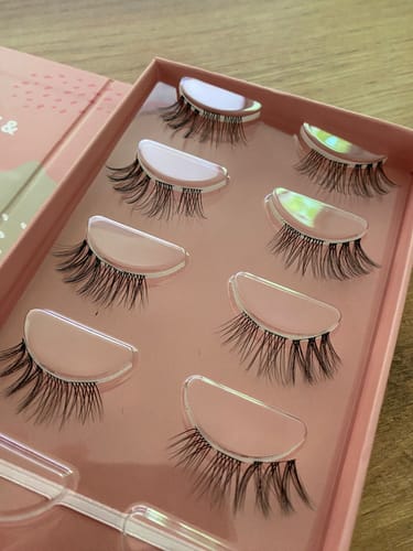 Customer photo review of DIY Wimpernband Volume 2