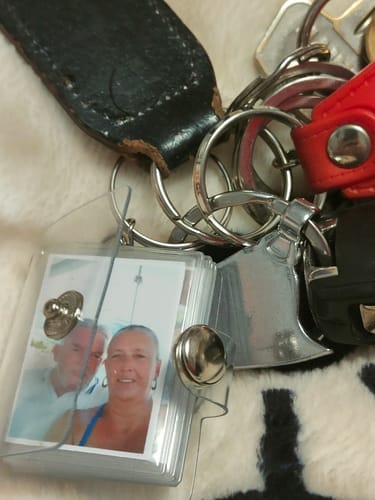 Customer photo review of MiniscrapBook® Mini Album Keychain