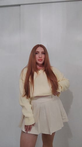 Customer photo review of SWEATER HAILEY AMARILLO (PREVENTA)