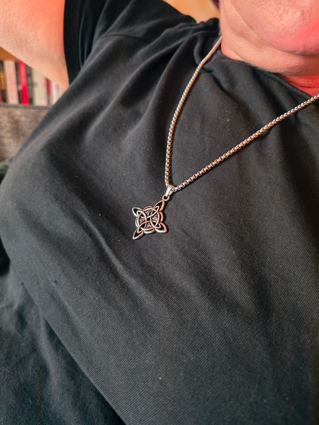 Customer photo review of VALKNUT CROSS.