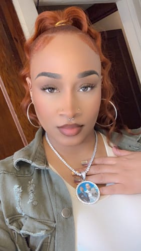 Customer photo review of 35mm Circle Photo Necklace