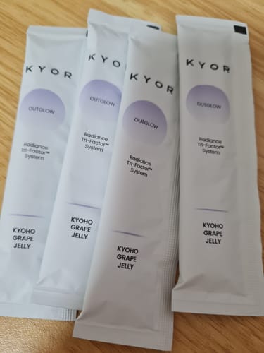 Customer photo review of OUTGLOW - Radiance Tri-Factor™ Jelly