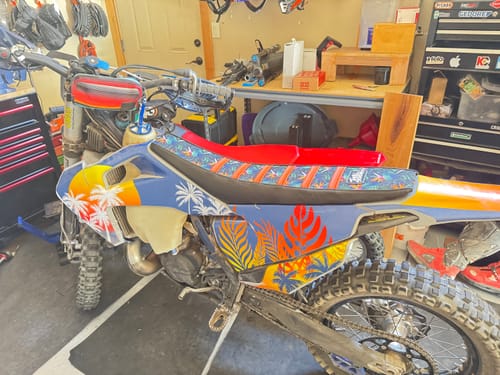 Customer photo review of Custom Seat Cover: 2022 Husqvarna TX300