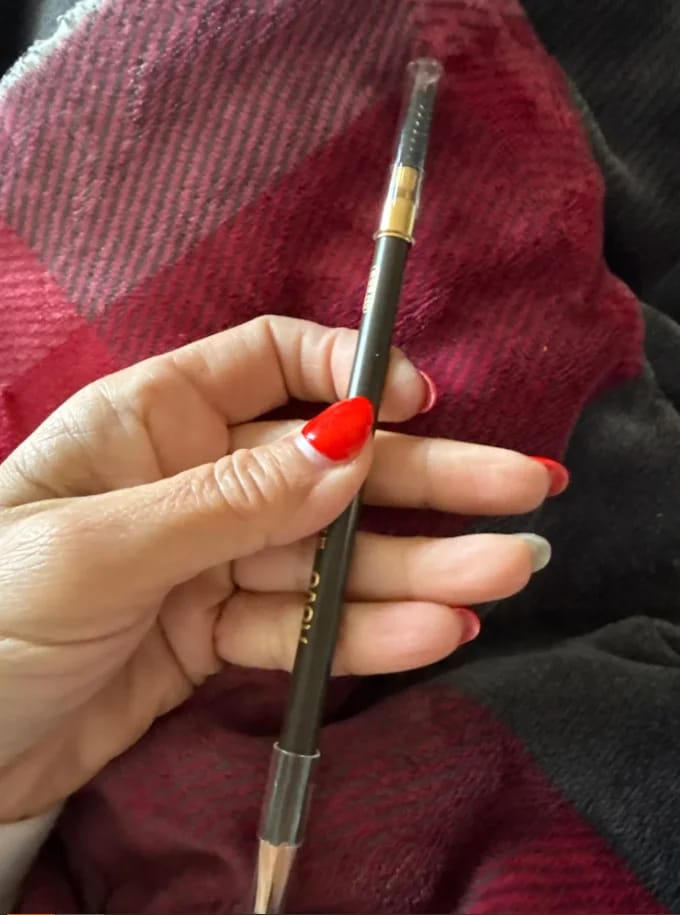 Customer photo review of Wood-Based Eyebrow Pencil Microblade Precision Waterproof — Rich Brown | KIMLUD