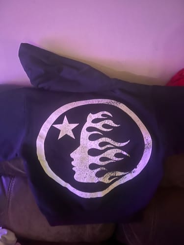 Customer photo review of Hellstar Studios Basic Logo Hoodie Faded Black