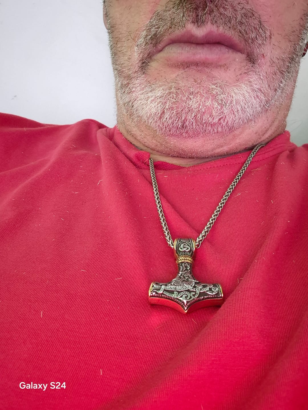 Customer photo review of Mjölnir Necklace – The Hammer of Thor