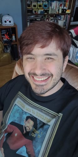 Customer photo review of Star Trek Commander Riker Employee of the Month T-Shirt