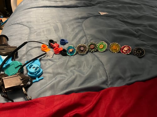 Customer photo review of Takara Tomy Beyblade Mystery Box (Metal Fusion / Fury / Masters) - 7 BEYBLADES + 2 ACCESSORIES!