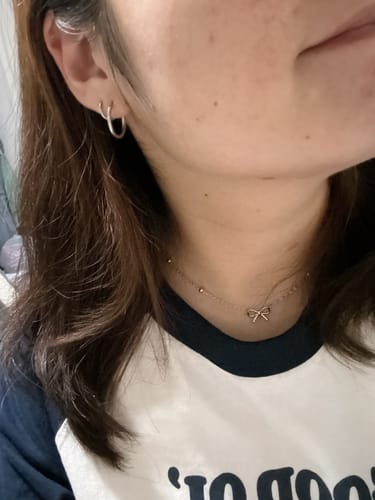 Customer photo review of Ribbon Necklace