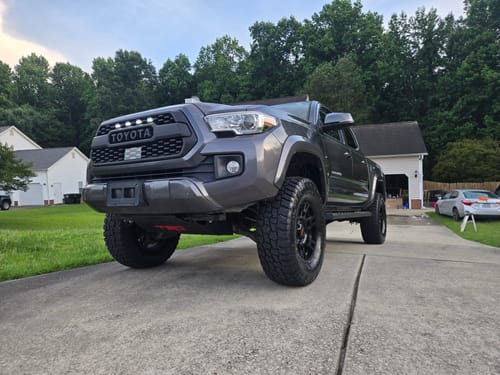 Customer photo review of 2016-2023 TOYOTA TACOMA TRD PRO GRILL