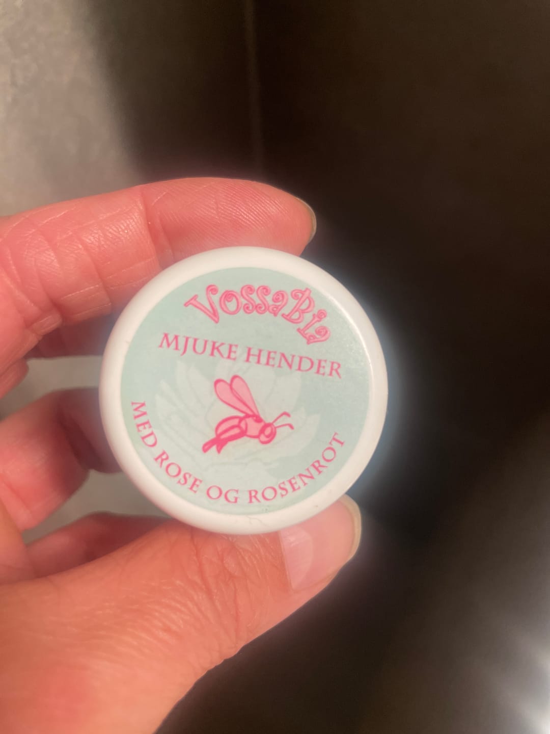 Reseña fotográfica de un cliente sobre Manos suaves - con rosa y raíz de rosa