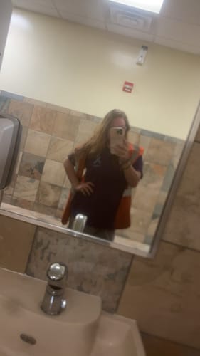 Customer photo review of Round 112 (Unisex Classic Tee | Gildan)