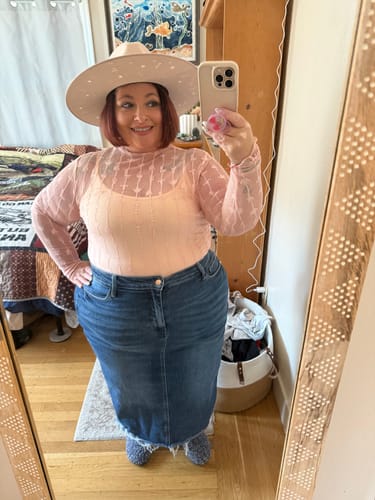 Customer photo review of Judy Blue High Waisted Mid Length Skirt FINAL SALE