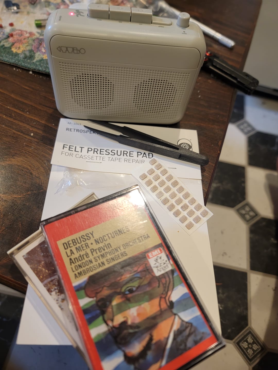 Customer photo review of Replacement Felt Pressure Pads for Cassette Tape Repair (30 pieces)