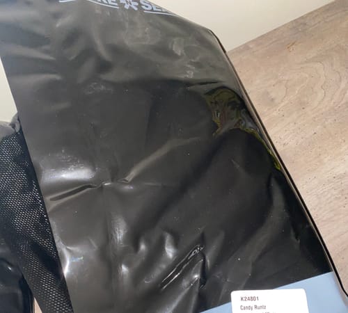 Customer photo review of Candy Runtz - Bulk - Minis (Hybrid)