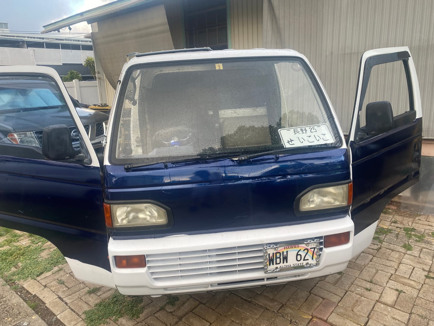 Customer photo review of Glossy Metallic Tanzanite Blue Vinyl Wrap