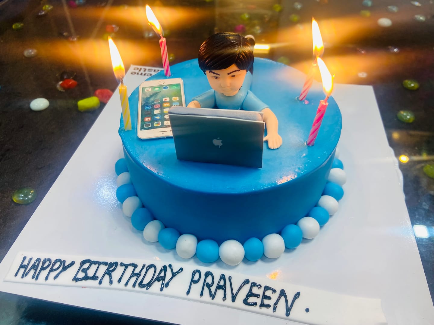 Customer photo review of Cake for a workaholic