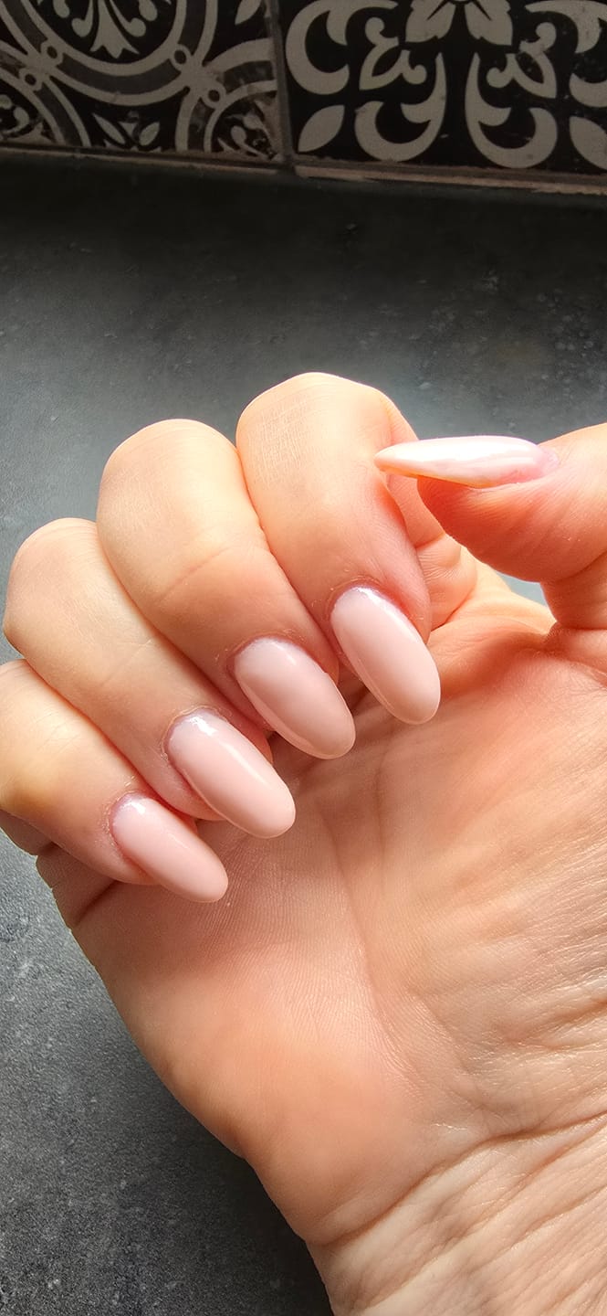Customer photo review of Crystal Silver Dipping Powder