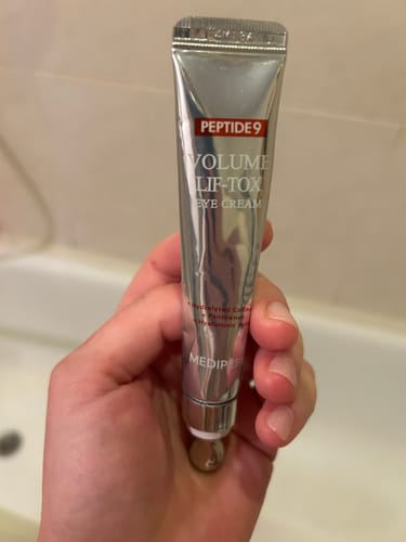 Customer photo review of MEDI-PEEL Peptide 9 Volume Lif Tox Eye Cream paakių kremas