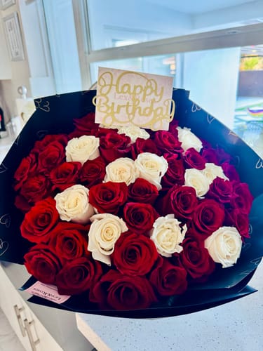 Customer photo review of White & Red Bouquet