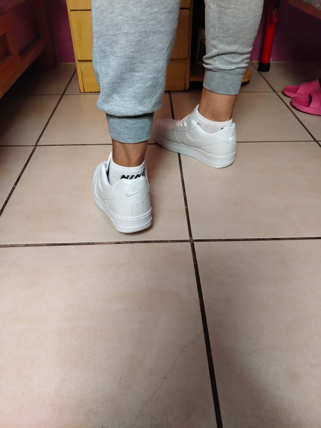 Customer photo review of Tenis 270 Blanco Total