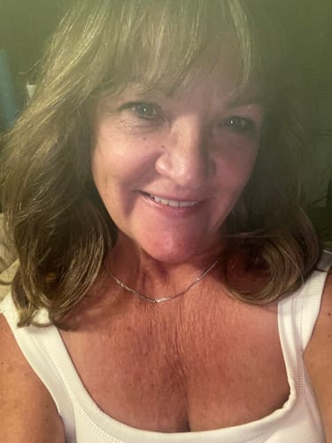 Customer photo review of Self Tanning 150 Capsules - ALMOST SOLD OUT