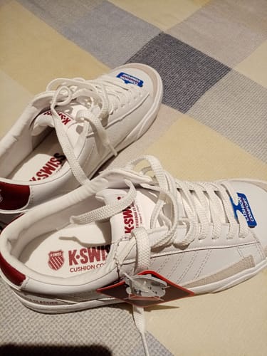 Customer photo review of Tenis Veaux V Women