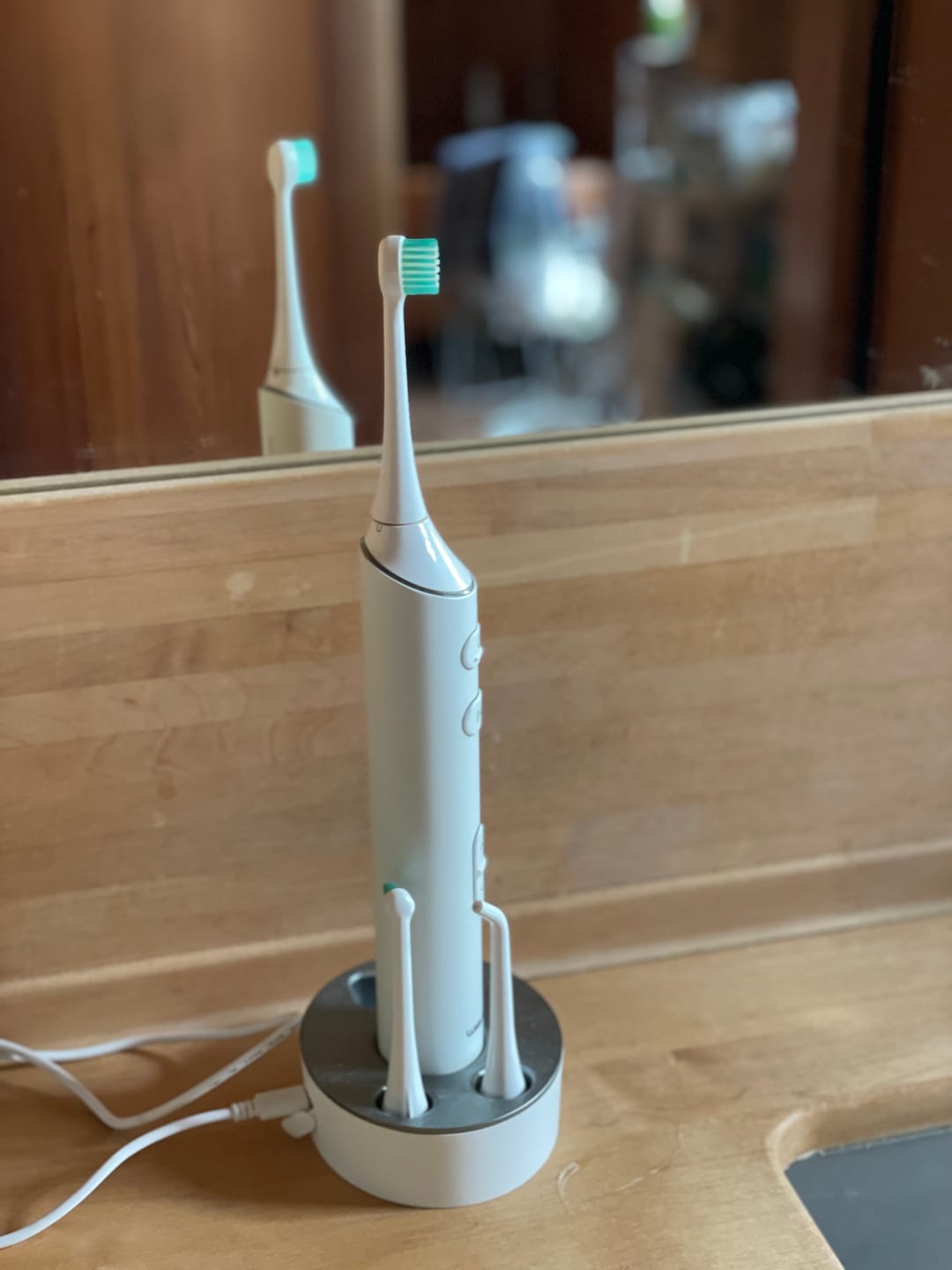 Customer photo review of 【 予約注文限定 20%OFF / 7月上旬お届け予定 】水流音波歯ブラシ Water Sonic ウォーターソニック フルセット